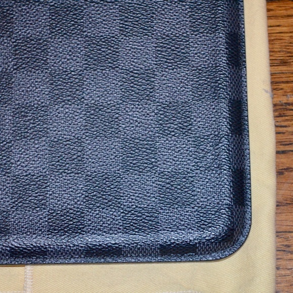 NEW LOUIS VUITTON IPAD DAMIER GRAPHITE CANVAS CASE SLEEVE - Picture 5 of 6